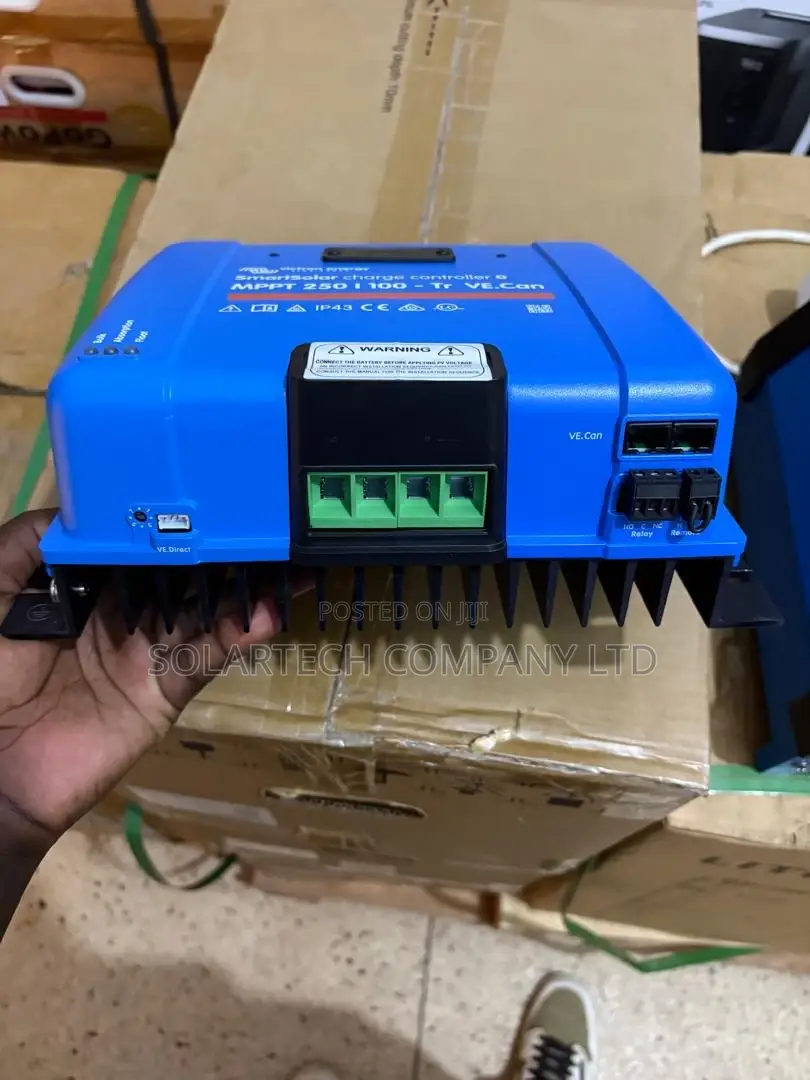 Brand New Victron Energy 100a MPPT Solar Charge Controller With Ve.