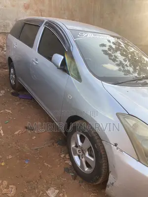 Toyota Wish 2010 Silver