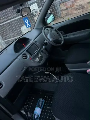 Toyota Sienta 1.5 FWD 2008