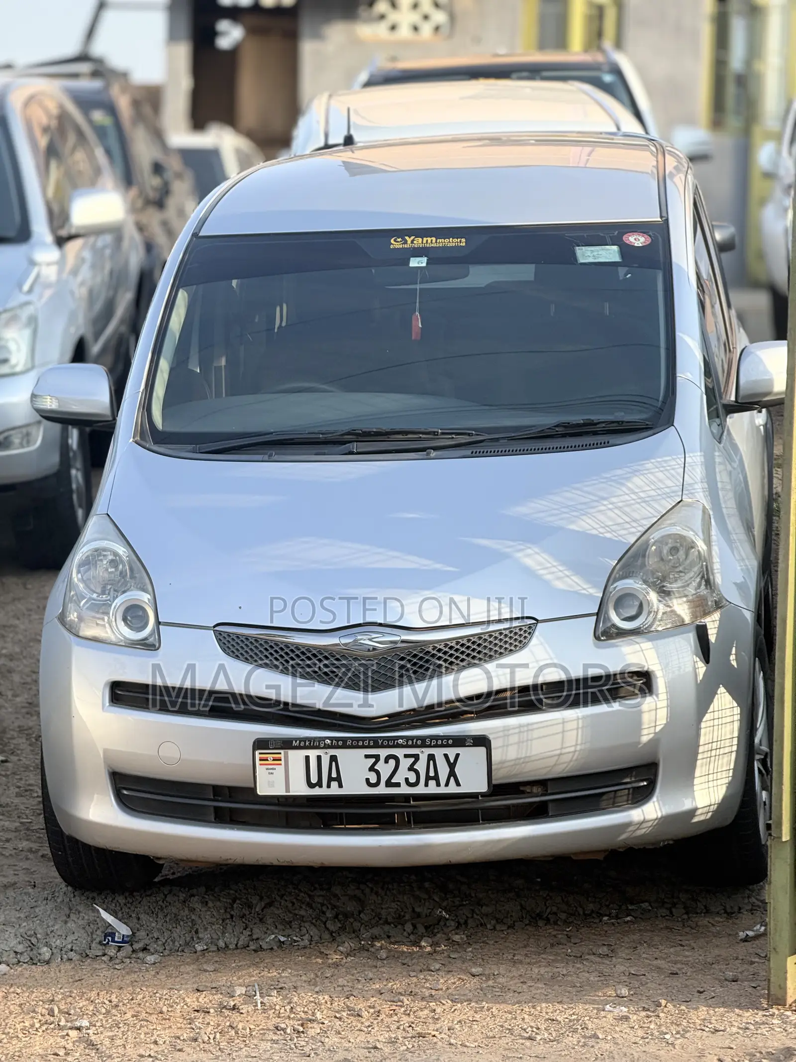 Toyota Ractis 2008 Silver