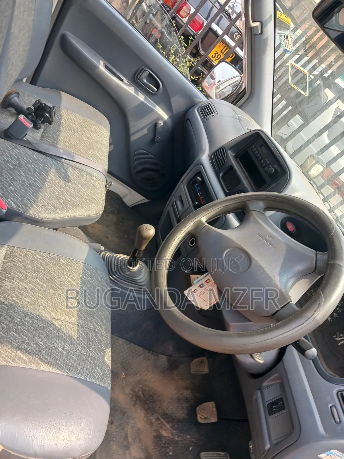 Toyota TownAce Noah 2001 White