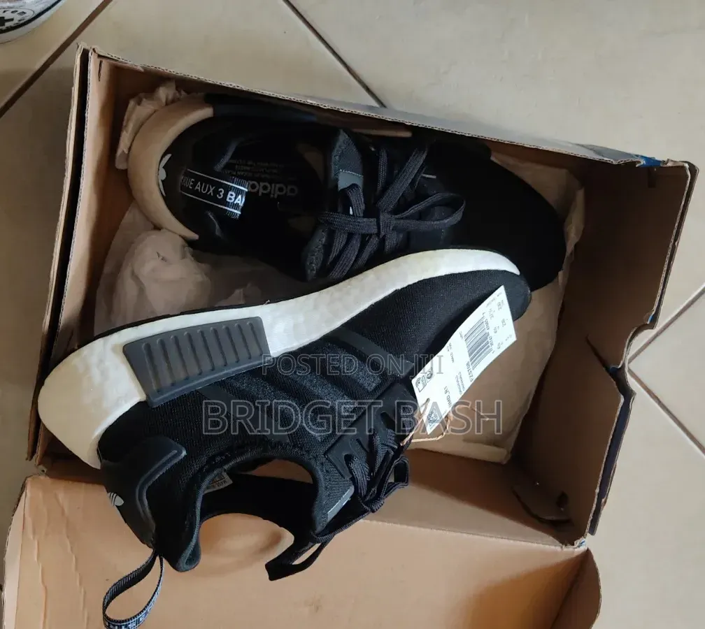 Original Adidas Women's NMD -R1 Sneakers