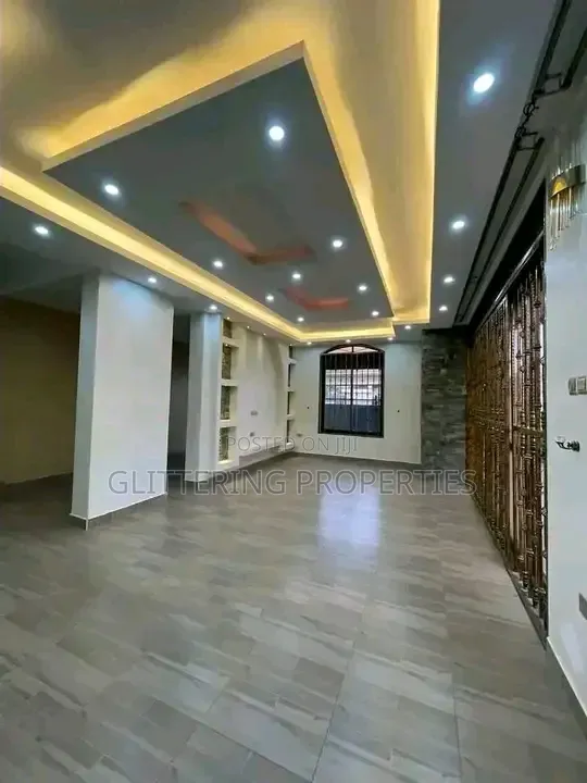 4bdrm Duplex in Muyenga, Central Division for rent