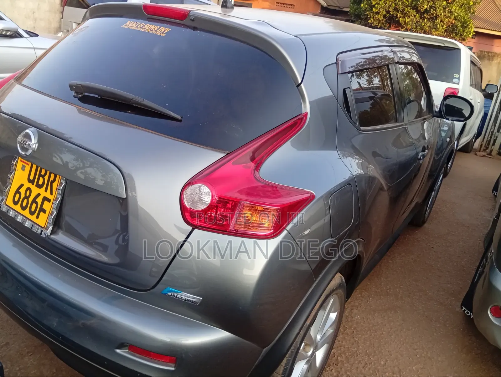 Nissan Juke 2011 Gray
