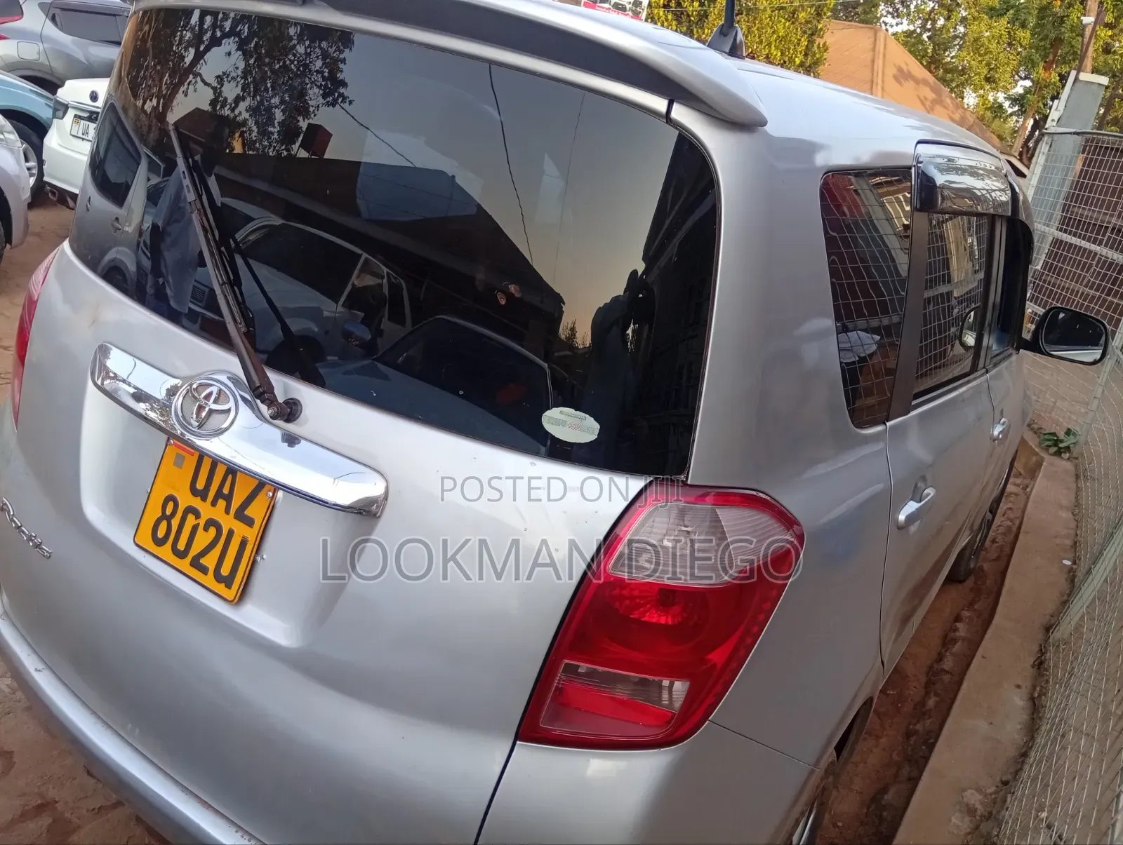 Toyota Ractis 1.5 FWD 2007 Silver