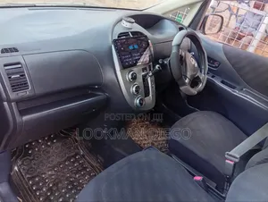 Toyota Ractis 1.5 FWD 2007 Silver