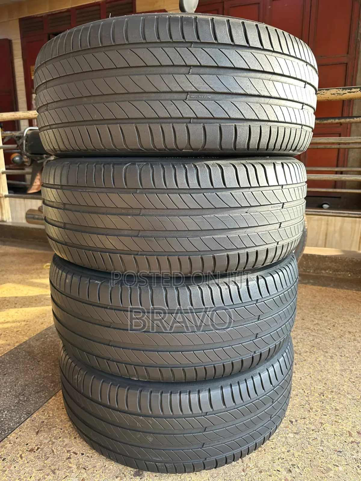 215/50r17 Michelin in Good Condition.