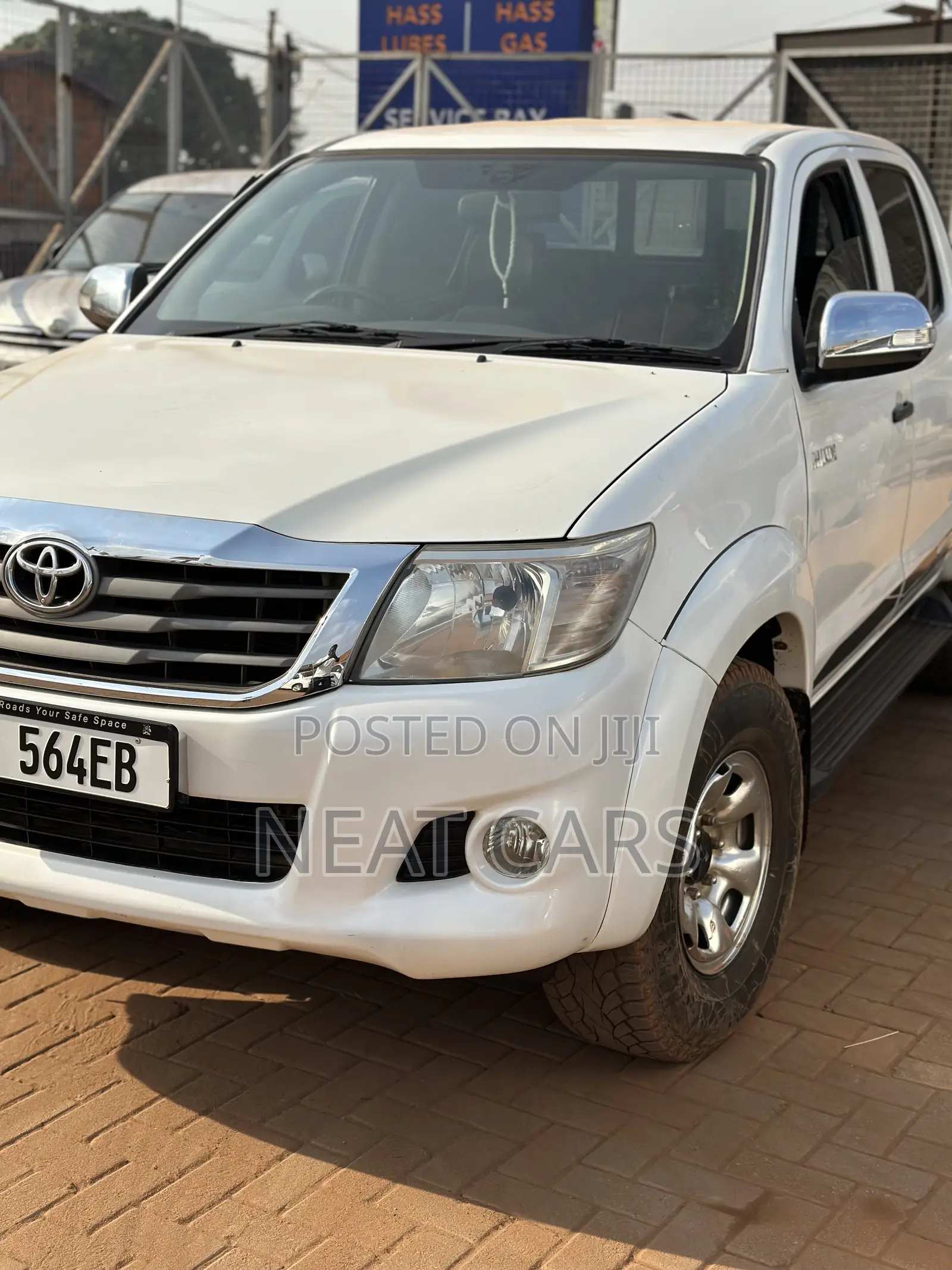 Toyota Hilux 2007 White