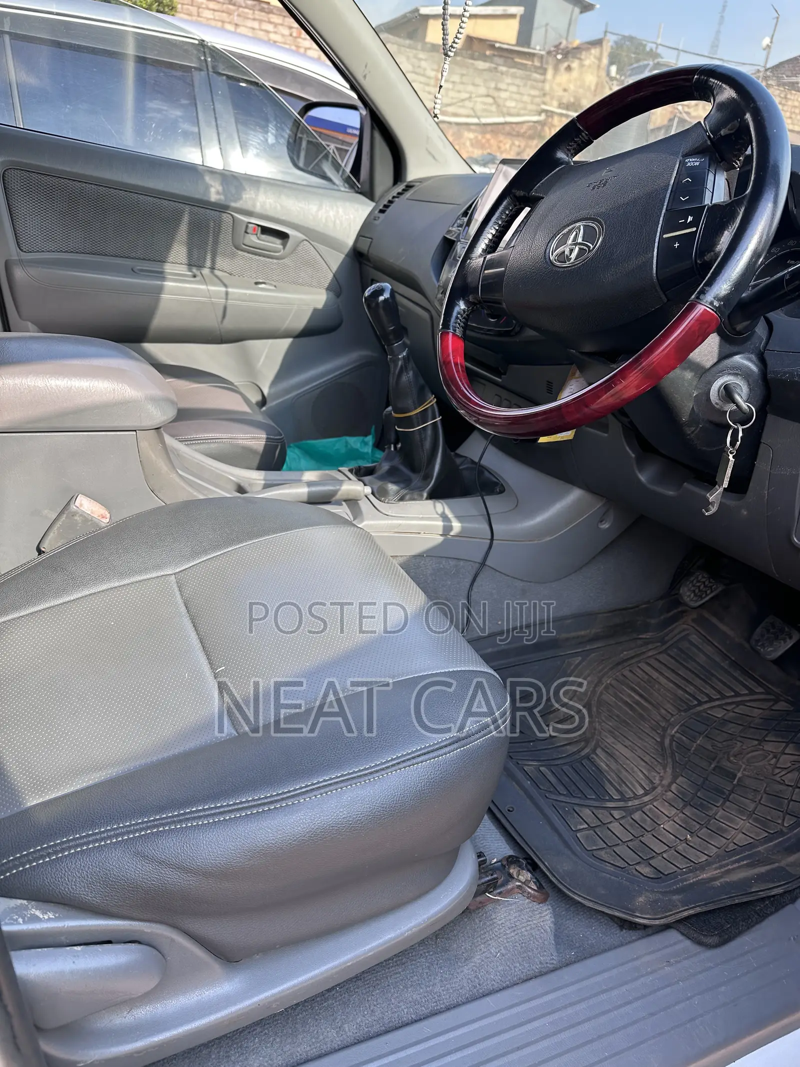 Toyota Hilux 2007 White