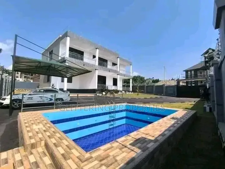 5bdrm Duplex in Naalya, Central Division for rent