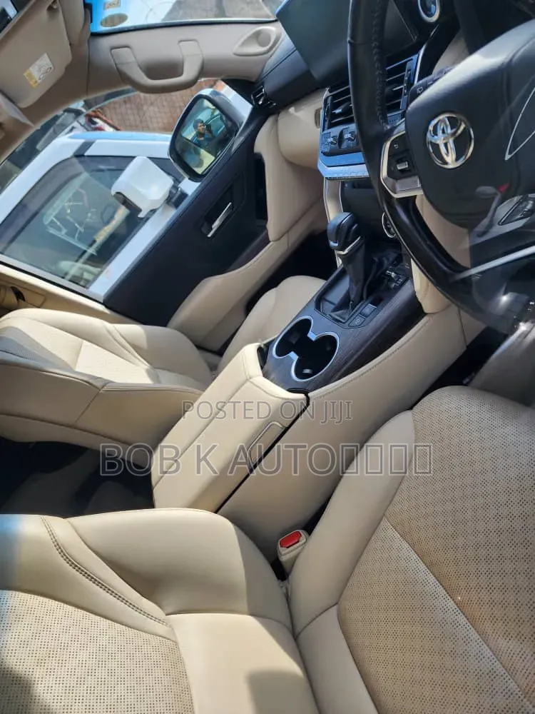 New Toyota Land Cruiser 2023 White
