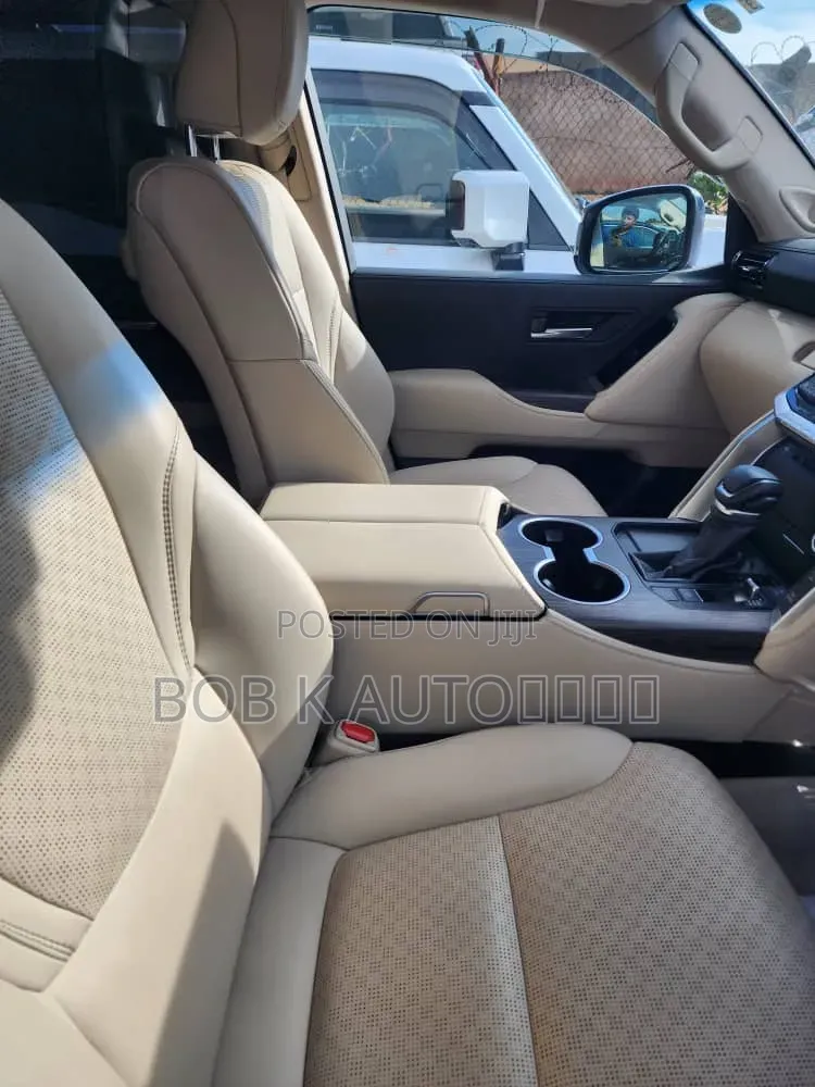 New Toyota Land Cruiser 2023 White