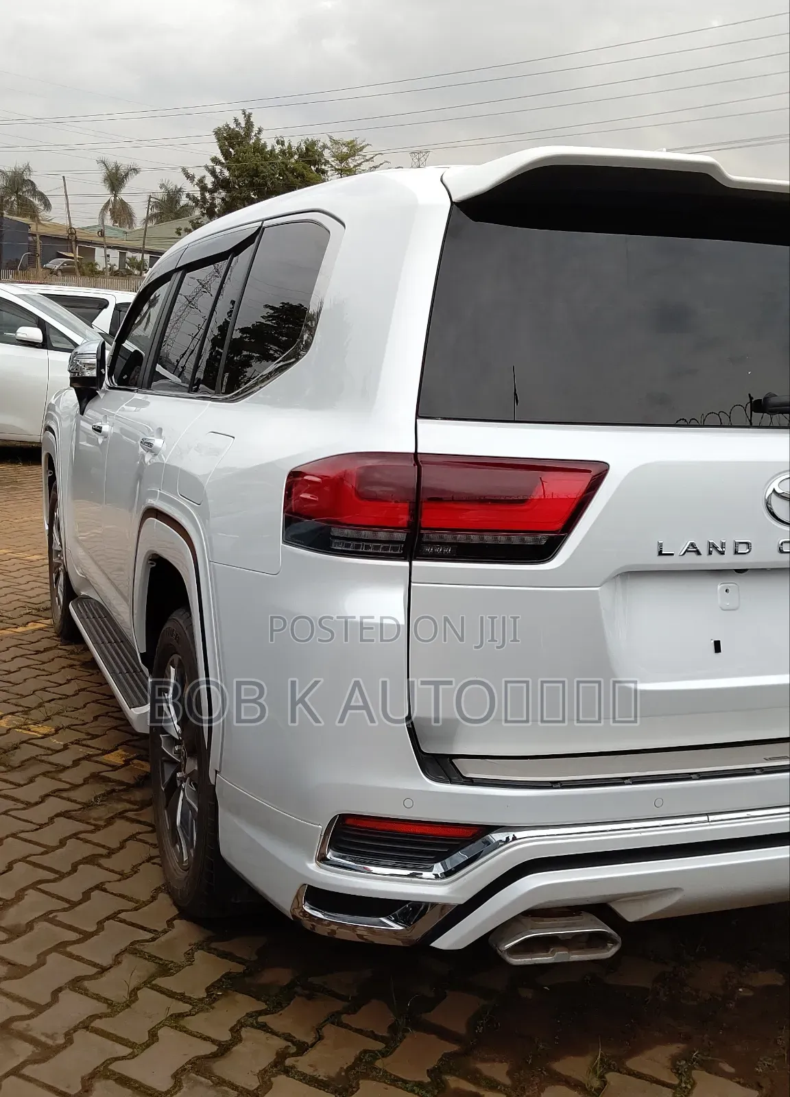 Toyota Land Cruiser 2021 White
