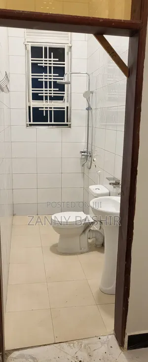 4bdrm House in Ssisa for sale
