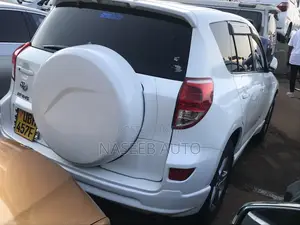 Toyota RAV4 2007 White