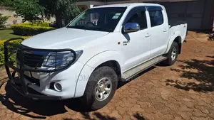 Toyota Hilux 2.5 D-4D Double Cab 2008 White