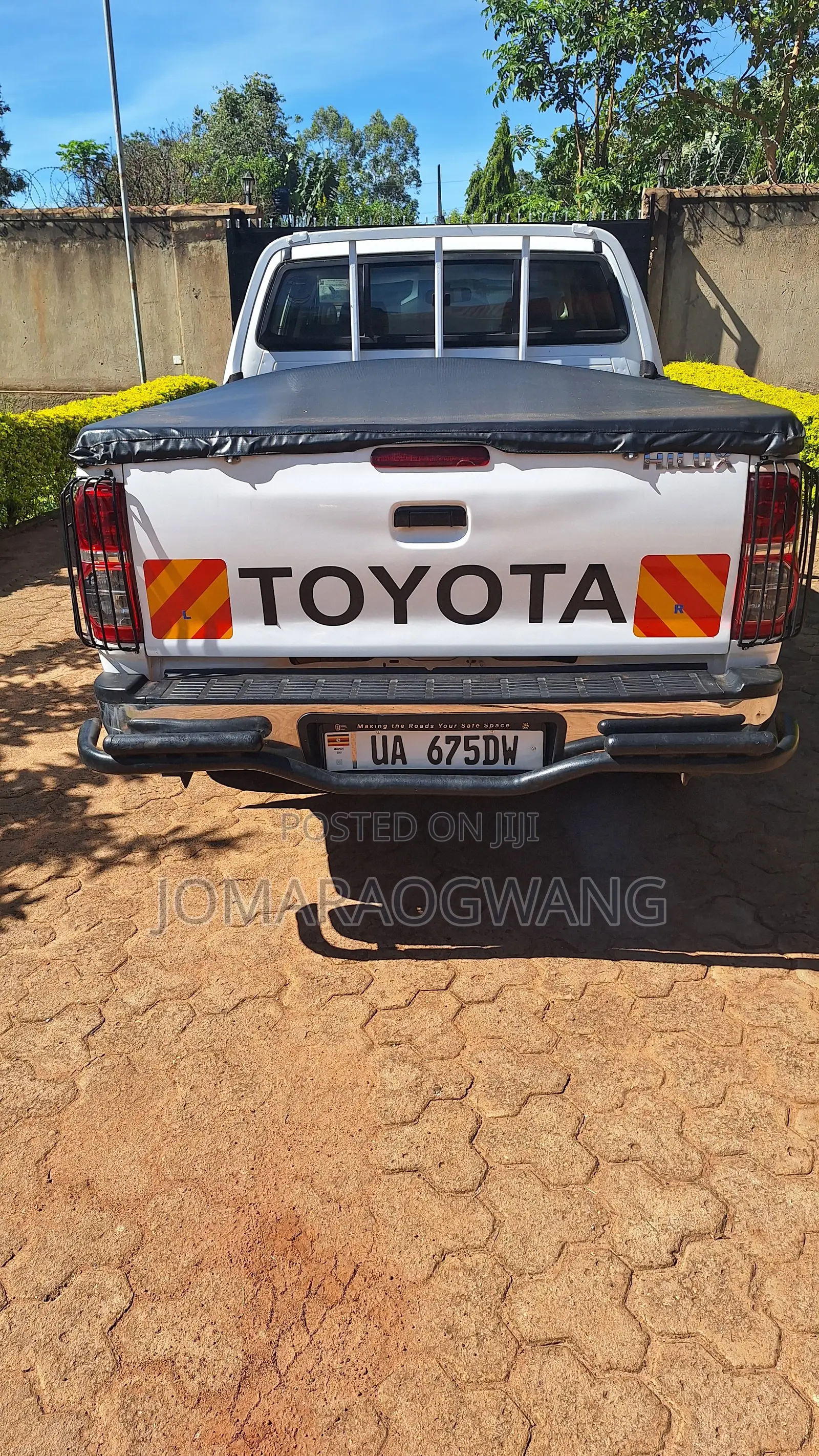 Toyota Hilux 2.5 D-4D Double Cab 2008 White