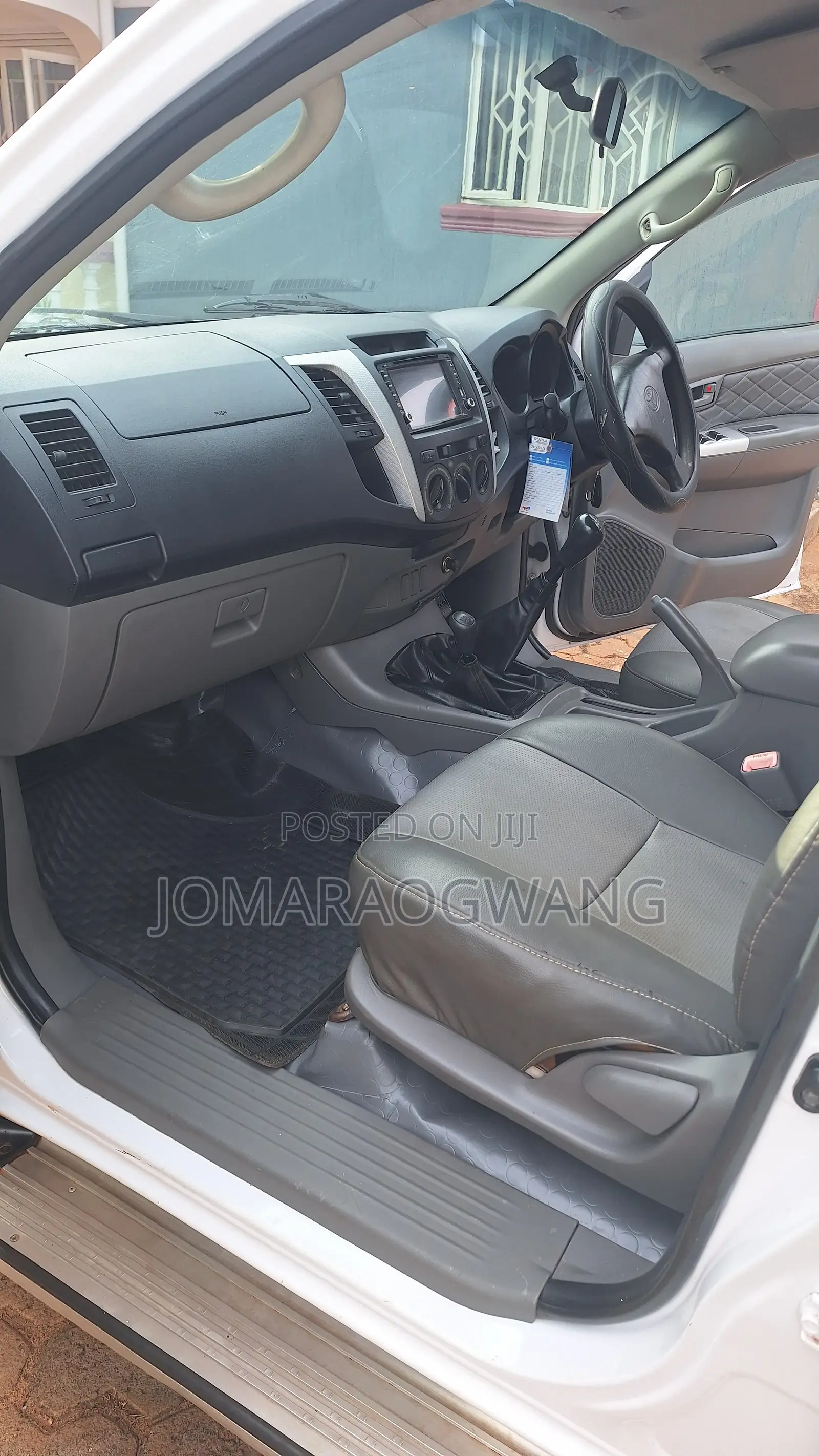 Toyota Hilux 2.5 D-4D Double Cab 2008 White