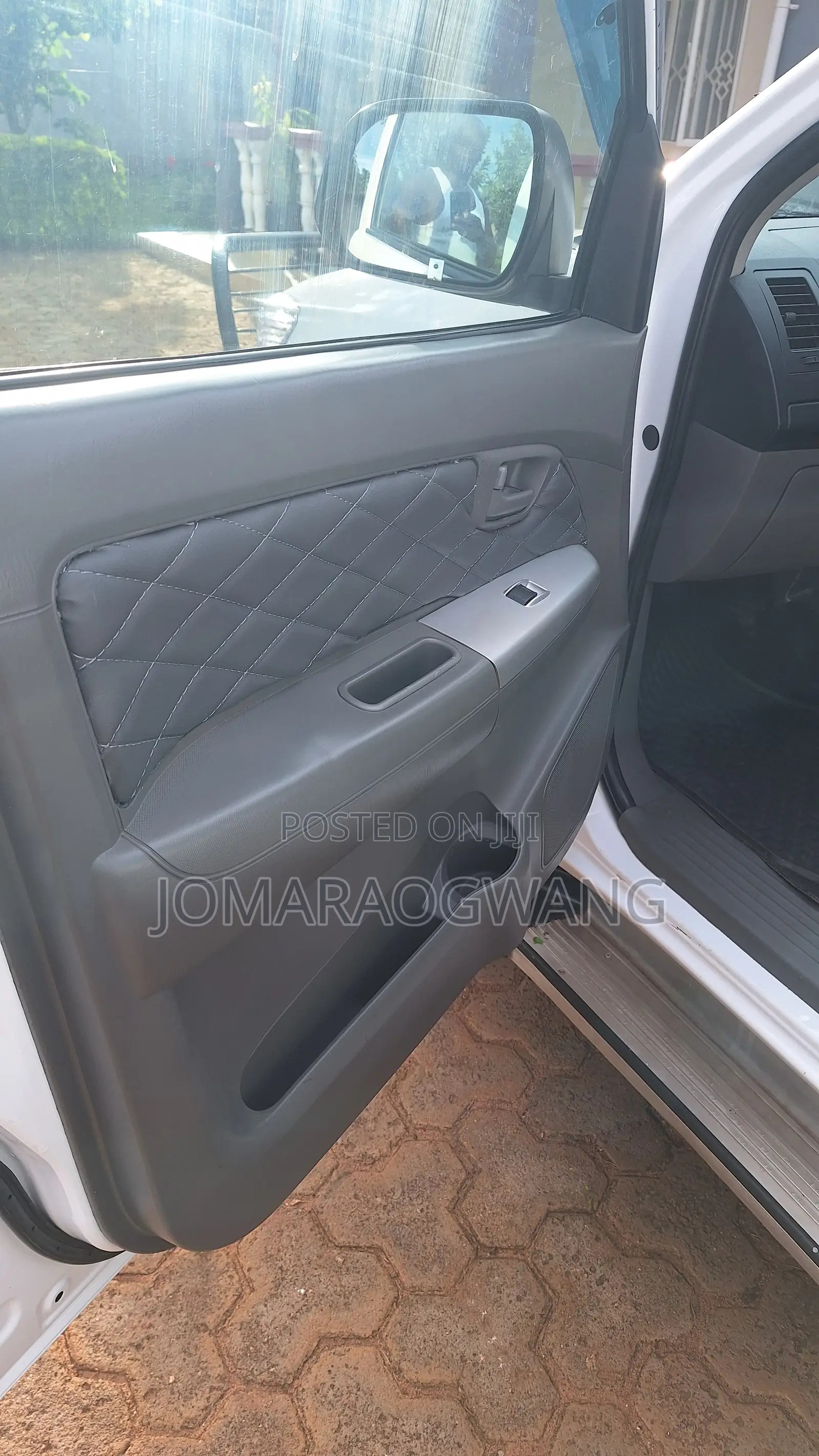 Toyota Hilux 2.5 D-4D Double Cab 2008 White