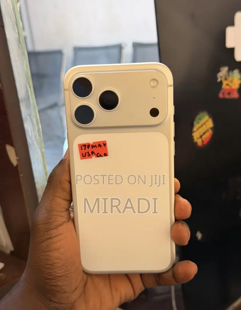 New Apple iPhone 17 Pro Max 256 GB White