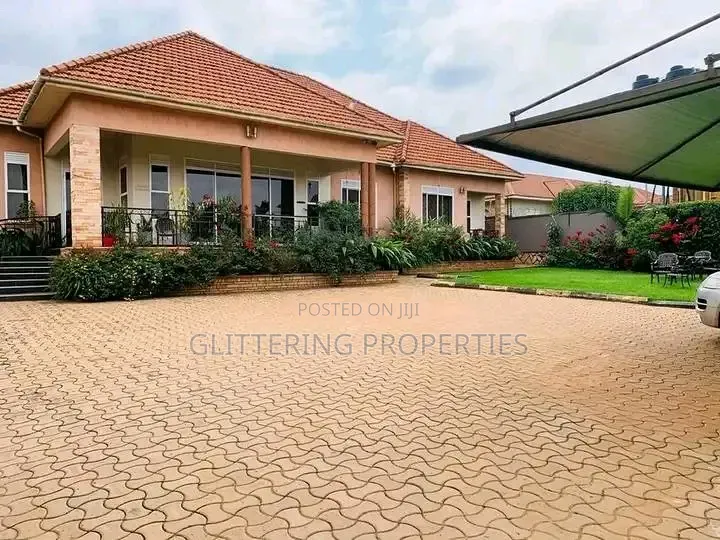 3bdrm Bungalow in Kitende, Central Division for rent