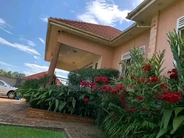 3bdrm Bungalow in Kitende, Central Division for rent