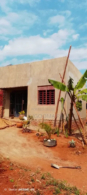 3bdrm House in Kanamumwa, Kiringente for sale