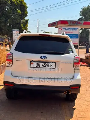 Subaru Forester 2017 White