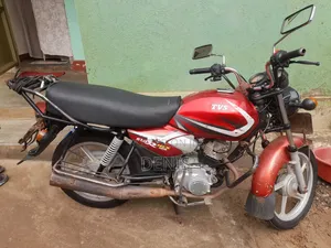 TVS HLX 125 2020 Red