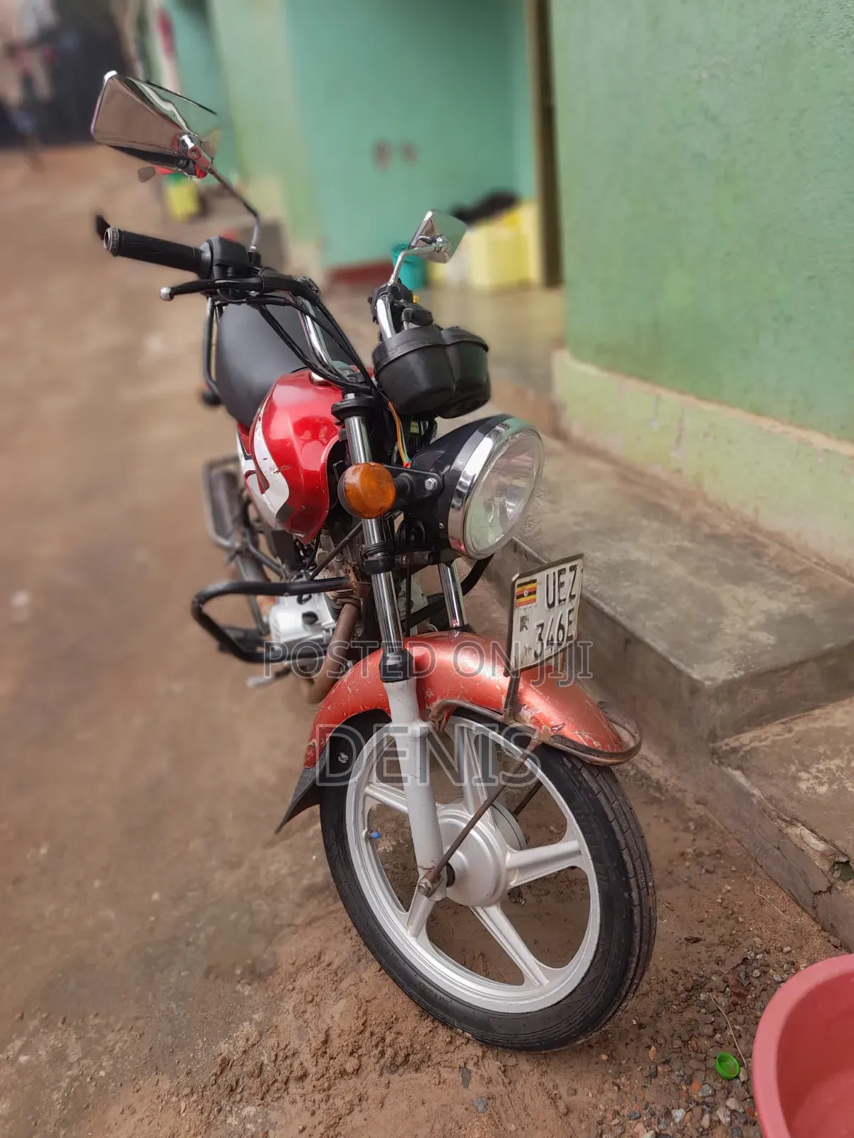 TVS HLX 125 2020 Red