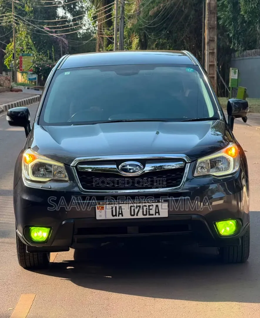 Subaru Forester 2017 Gray