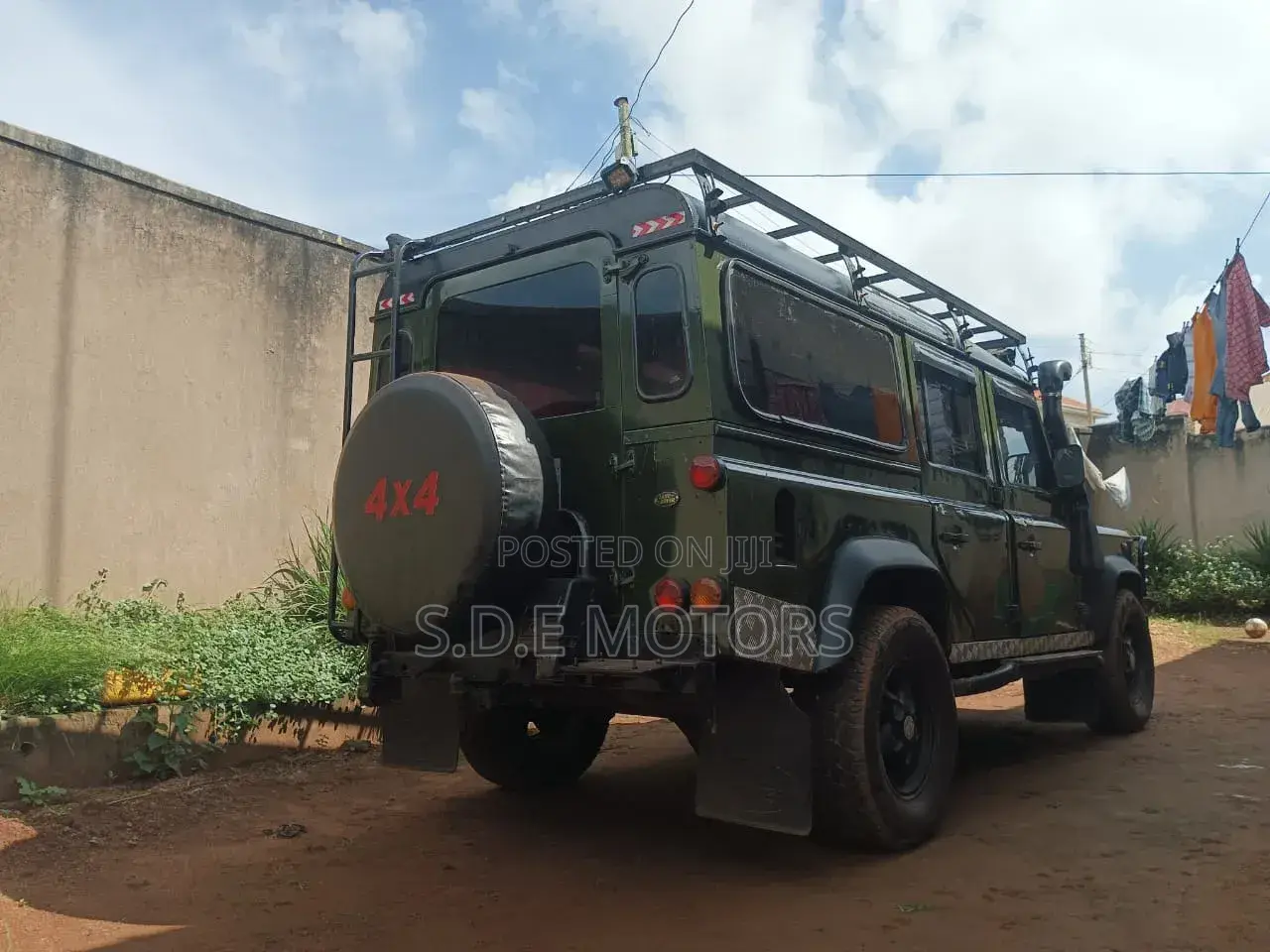 Land Rover Defender 2000 Green