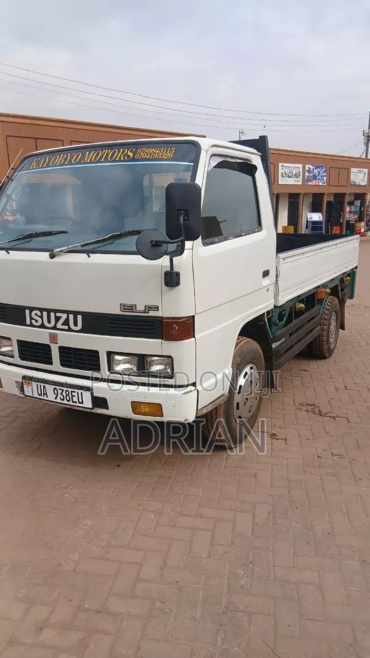 Isuzu Elf in Very Good Condition