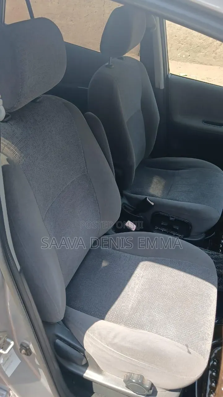 Toyota Corolla Spacio 2006 Silver