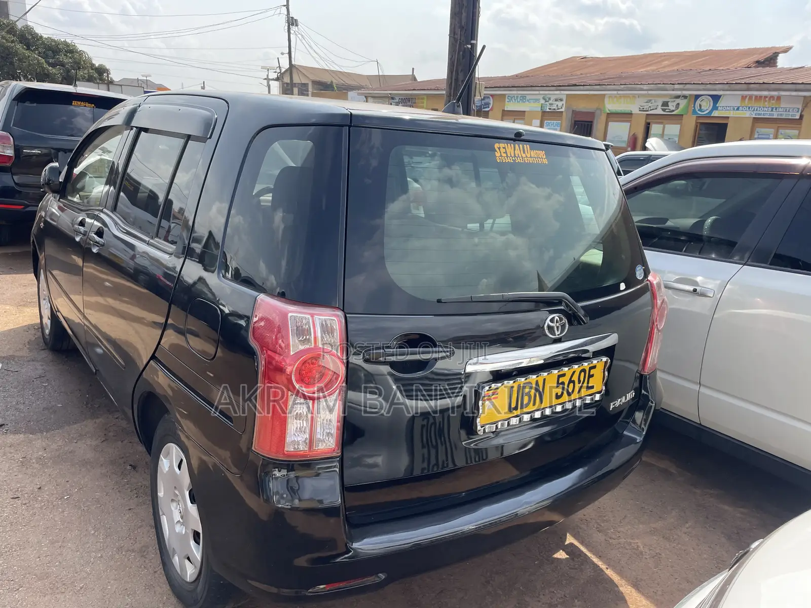 Toyota Raum 2006 Black