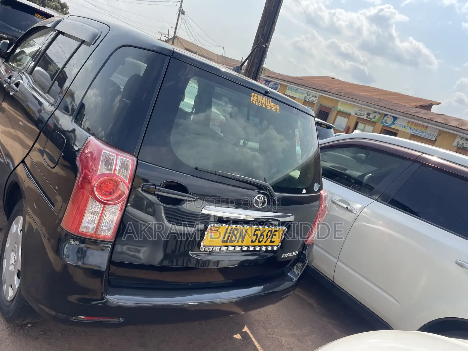 Toyota Raum 2006 Black