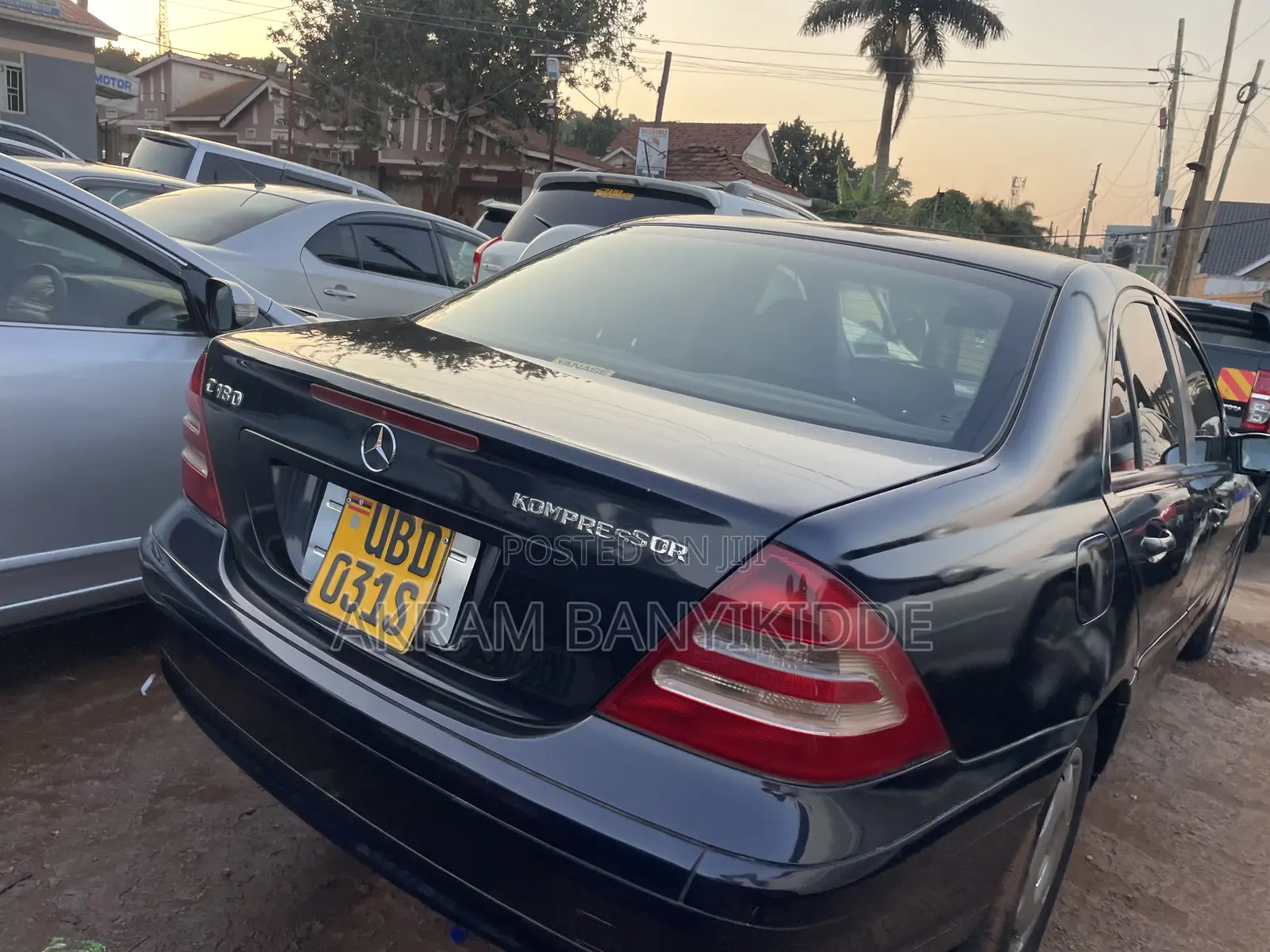 Mercedes-Benz C200 2001 Black