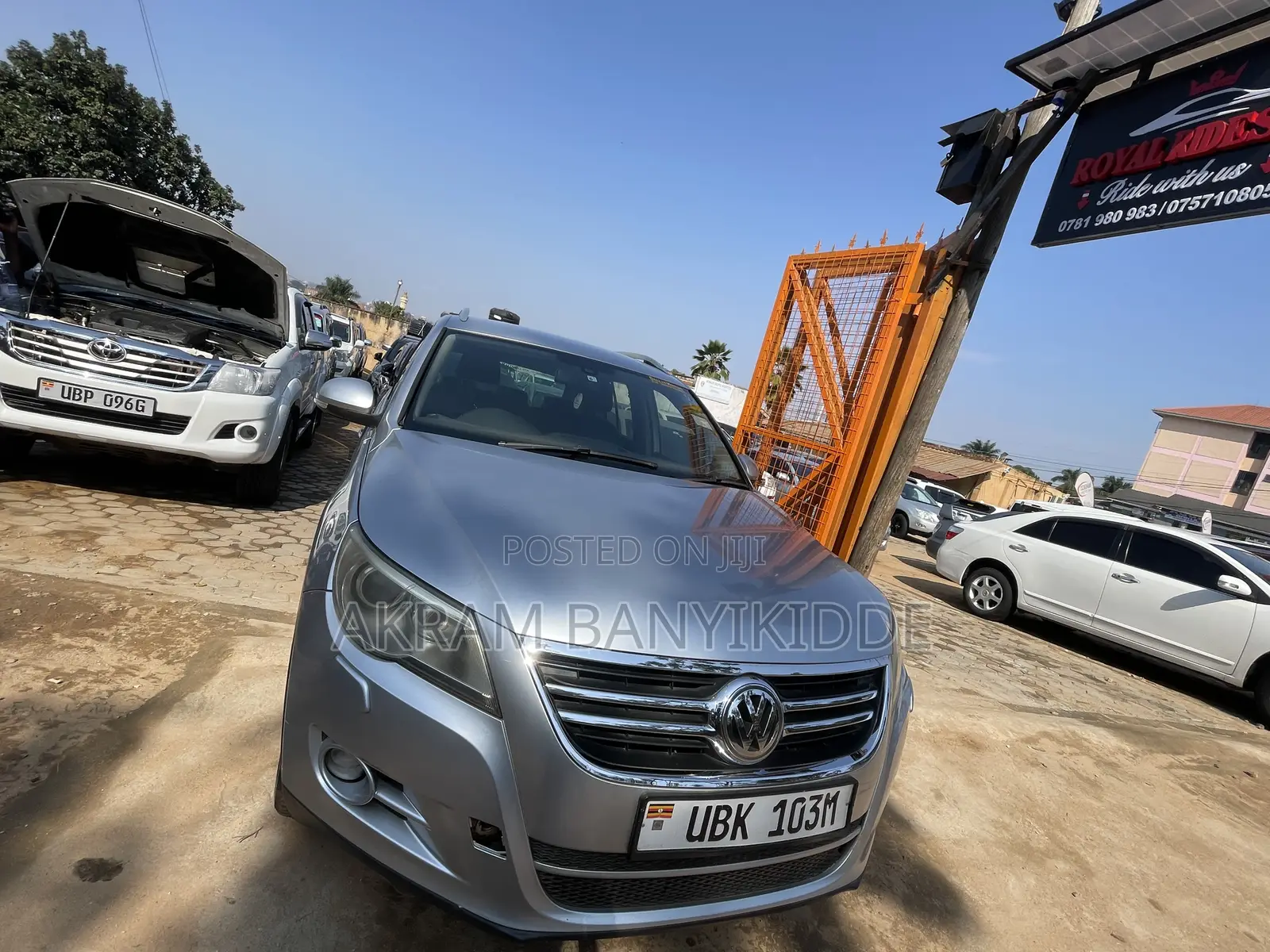 Volkswagen Tiguan 2010 Silver