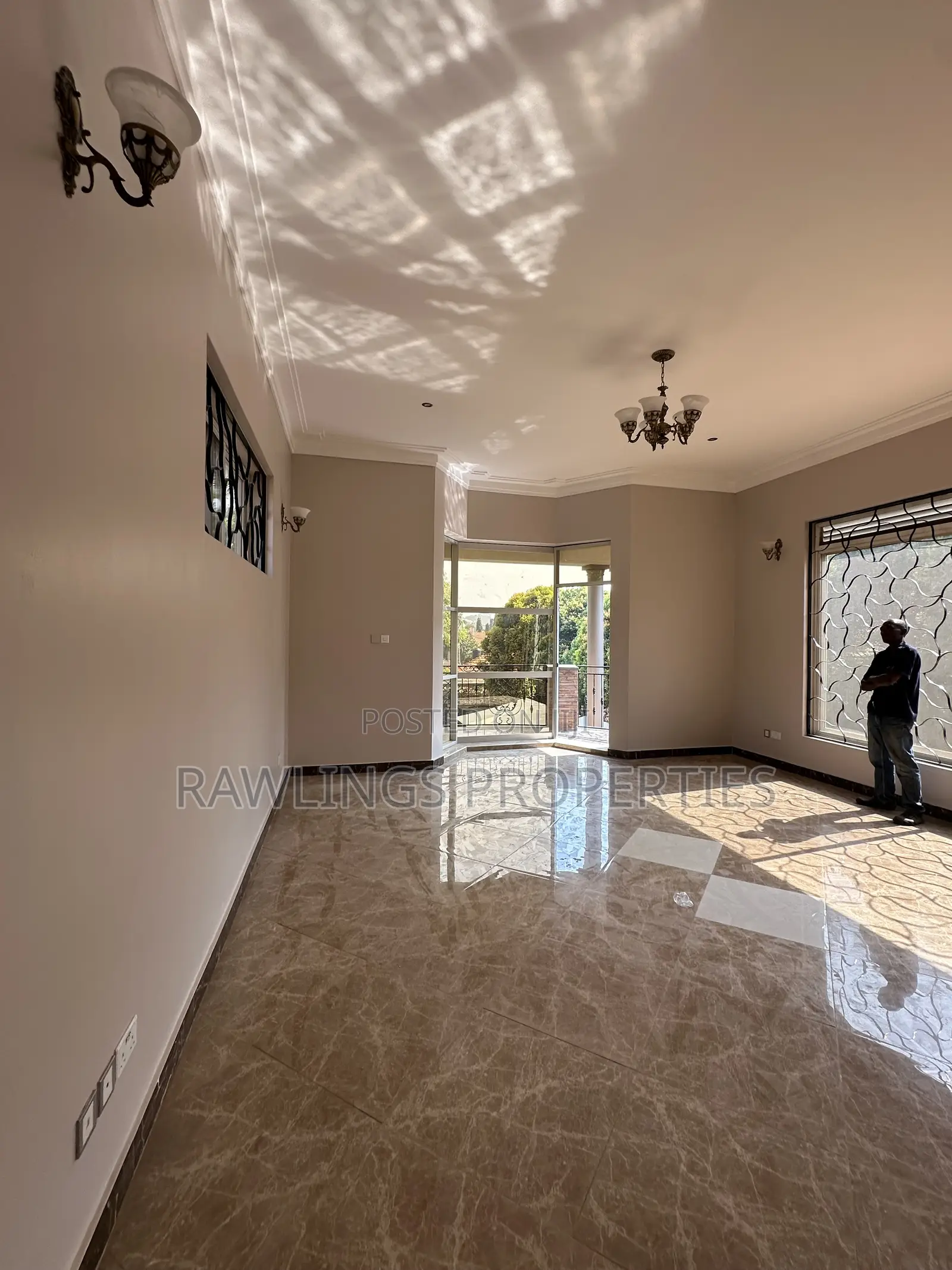 4bdrm House in Munyonyo, Makindye for sale