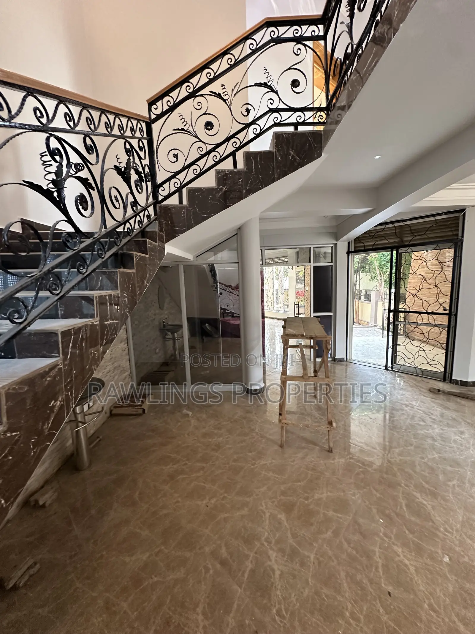 4bdrm House in Munyonyo, Makindye for sale