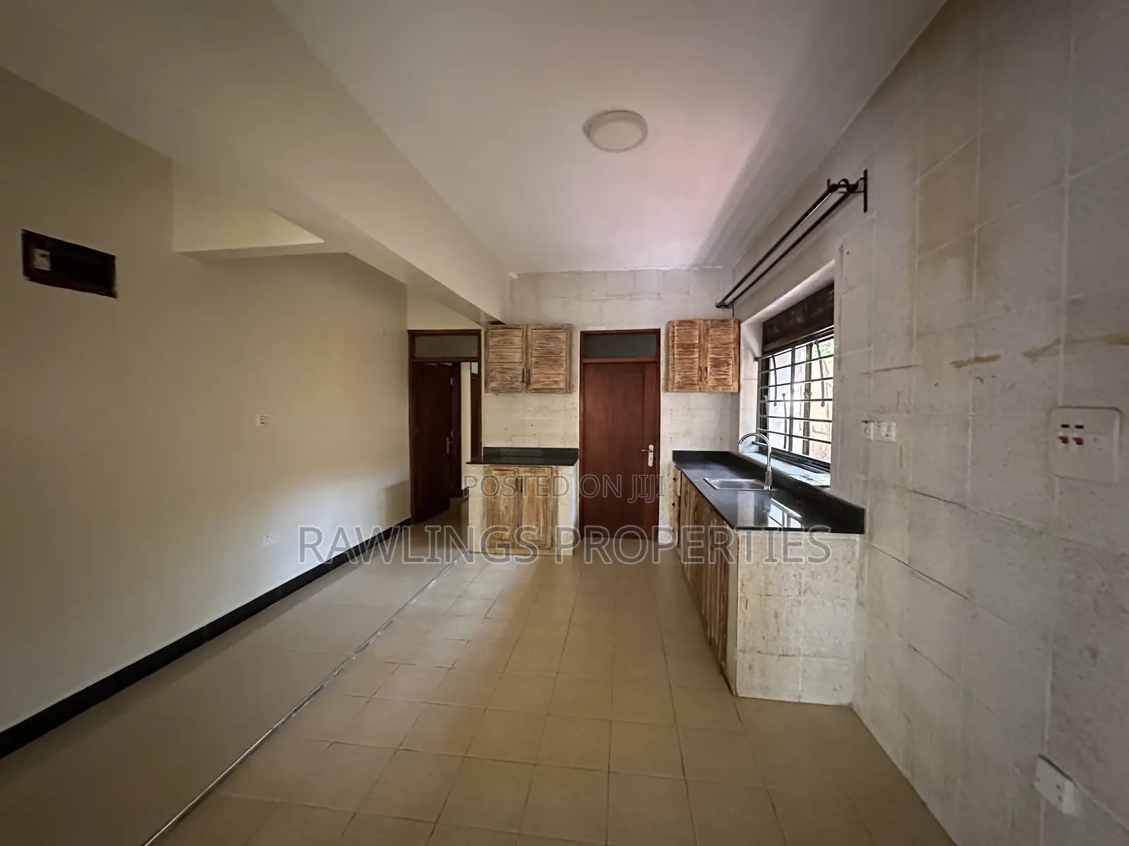 3bdrm Bungalow in Munyonyo, Makindye for rent