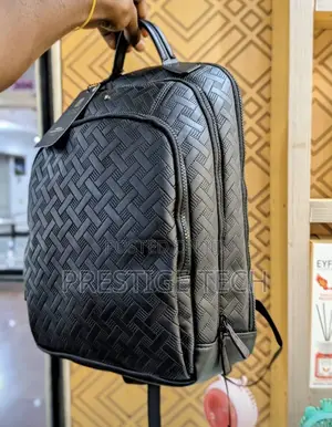 Levelo Gracia Universal Fashion Bag Fits 16inch Laptop /5 Compartments