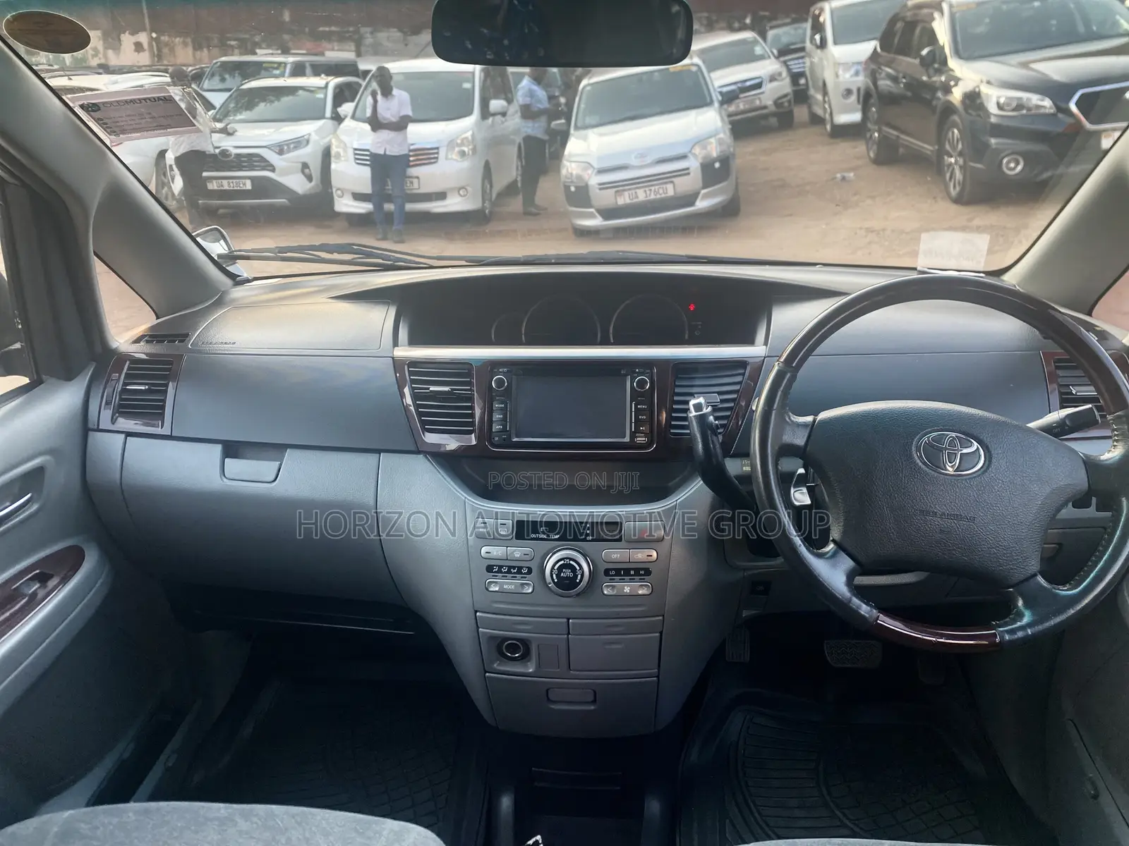Toyota Noah 2.0 FWD (8 Seater) 2005 Gray