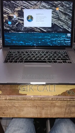 Laptop Apple MacBook Pro 16GB Intel Core i7 SSD 512GB