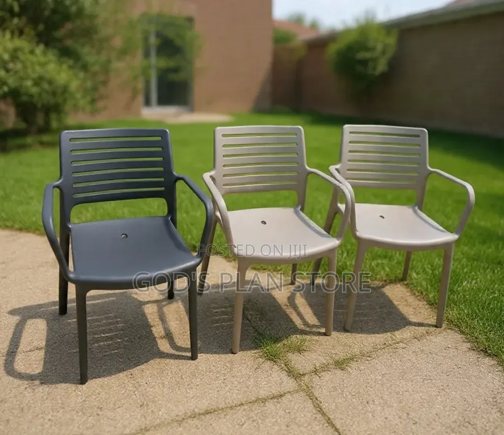 Court Yard Armrest Plastic Chairs Plastic Chairs