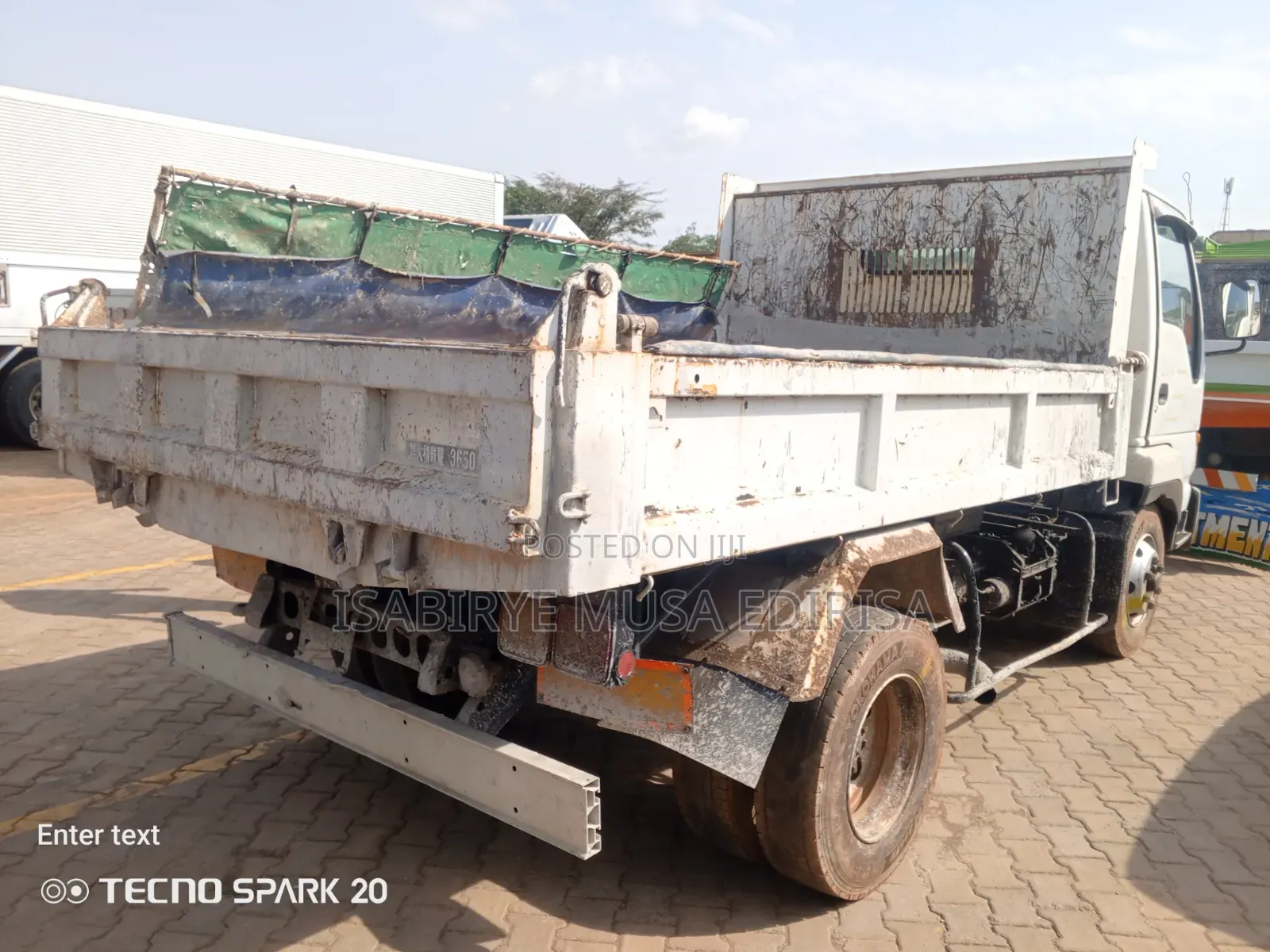Isuzu Trucks 1994 White