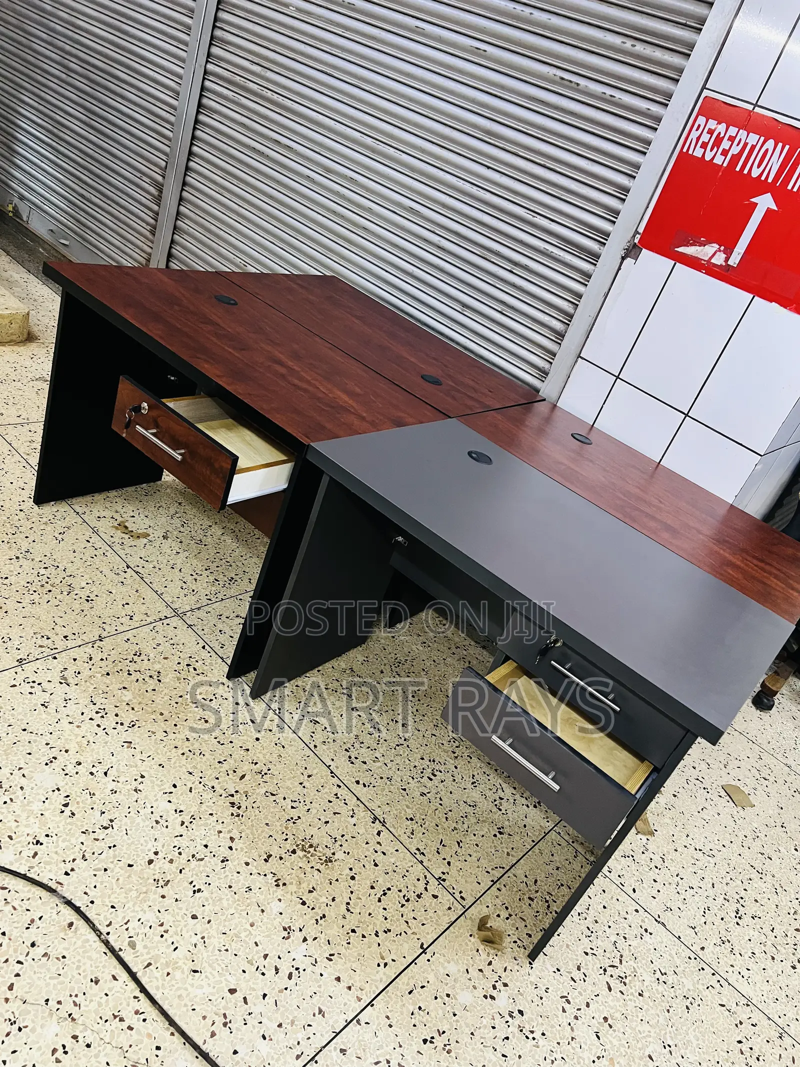 Office Desk (1m)