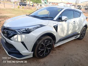 Toyota C-HR 2018 White