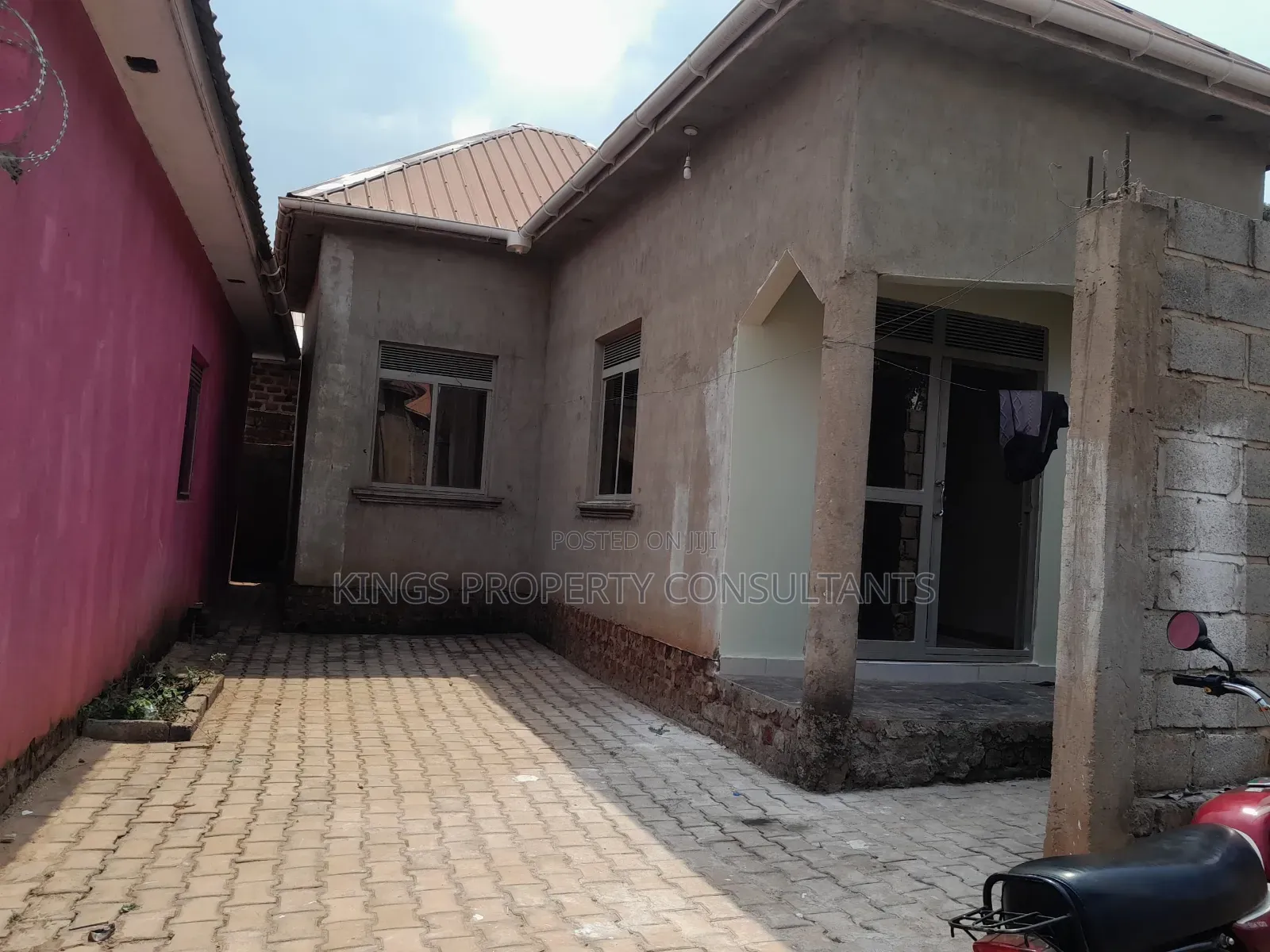 2bdrm Bungalow in Nansana Estate, Nabweru for sale