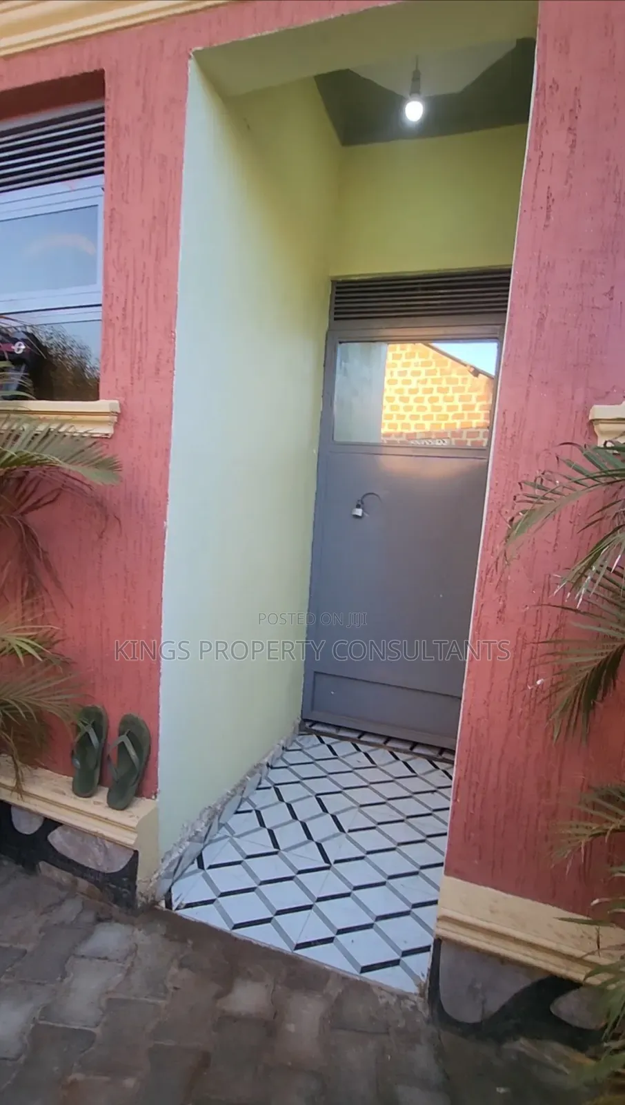 Commercial Building on Sale (Shops and Rentals)